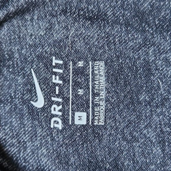 Nike dri-fit shorts, size medium - Picture 3 of 3